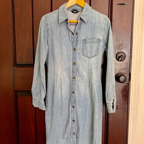 MODA Denim Snap Button-Up Shirt Dress - Picture 7 of 8